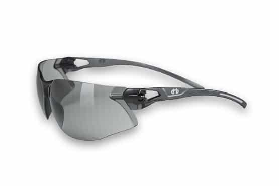 20230721-fnaction-news-produkt-hellberg-brille-rauch